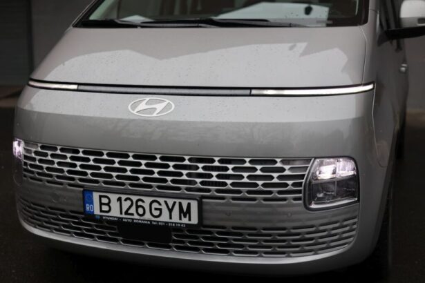 Test drive Hyundai Staria: monovolumul ce sfidează moda SUV-urilor