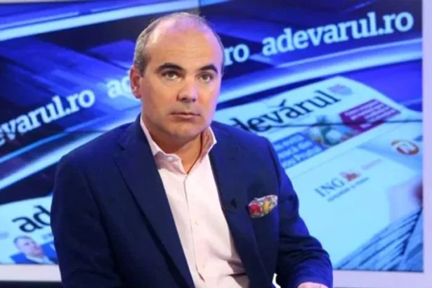 Rareș Bogdan atac violent la Bolojan, în ziua în care secretarul general al PSD, l-a făcut „lăutar” pe președintele PNL