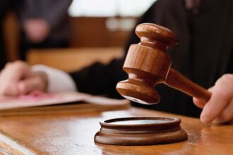Suspendarea judecătorilor CCR Mihai Busuioc şi Dacian Dragoş, respinsă de CAB