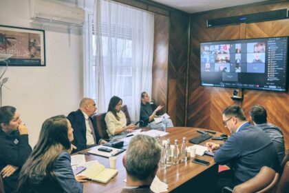 Suplimentare a numărului de operatori în contextul apelurilor generate de criza din Orientul Mijlociu