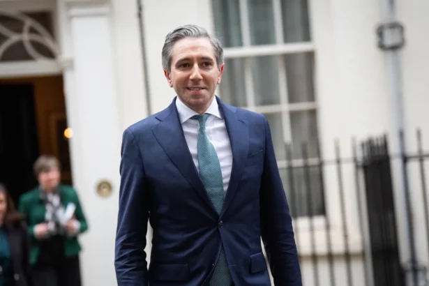 Irlanda refuză să aplice restricții similare ca în perioada Covid din cauza războiului din Iran