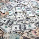Războiul Statelor Unite împotriva Iranului a costat companiile din întreaga lume cel puțin 25 de miliarde de dolari până acum