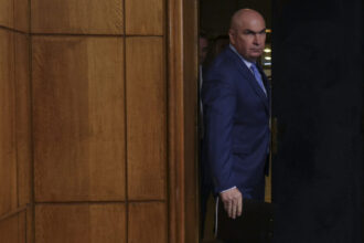 Război total pe Justiție: judecătorii sesizează Europa împotriva Guvernului Bolojan