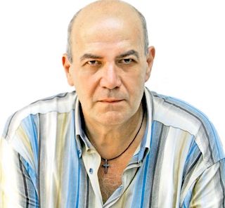 RĂZBOIUL MÂNTUITOR CARE SALVEAZĂ PIELEA URSULIENILOR