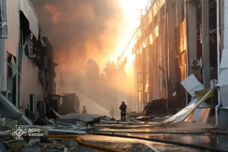 Ziua 1604 Kievul a fost atacat din nou cu rachete balistice. Bază aeriană rusă lovită de drone. Starmer a ajuns la Kiev înainte de a părăsi funcția (Foto & Video)