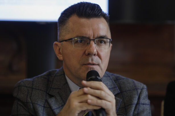 Răspunsul AUR, după ce Grindeanu a cerut clarificări pentru o eventuală coaliție. „PSD a moștenit de la PSD-ul anilor 90 doar aroganța”