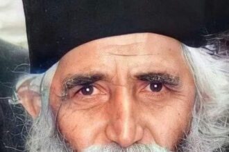 102 ani de la nașterea Sfântului Paisie Aghioritul. Profeția sa privind al Treilea Război Mondial