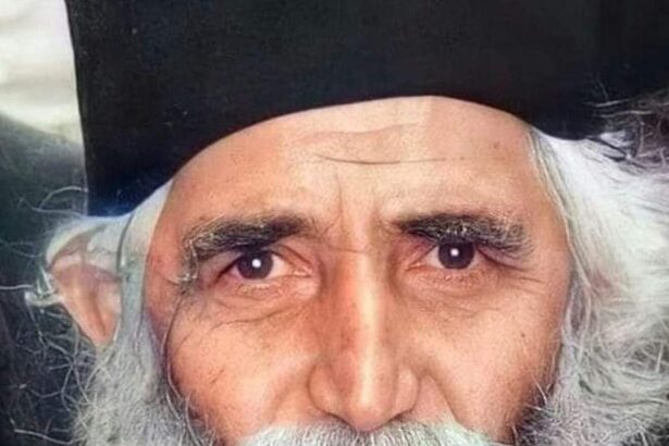 102 ani de la nașterea Sfântului Paisie Aghioritul. Profeția sa privind al Treilea Război Mondial