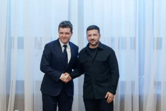 Singura dronă văzută de poporul român este cea ucraineană! Nicușor Dan trebuie EXECUTAT de lege pentru ajutarea inamicului
