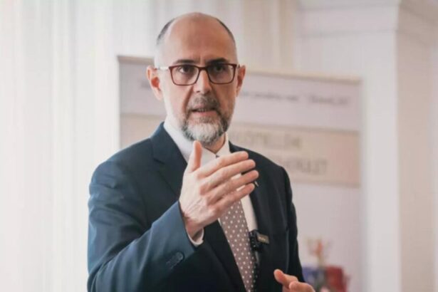 Kelemen Hunor insistă pe ideea unui „guvern de armistițiu”. Ce înseamnă propunerea liderului UDMR și de ce a stârnit discuții în coaliție