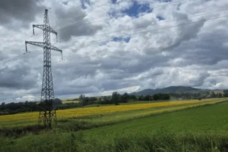 Cum a ajuns România să ceară energie Ucrainei? Seceta a declanșat criza, dar cauzele vin din ani de incompetență și corupție sistemică