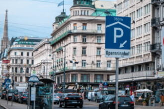 Întâlnire secretă la Viena: Foști oficiali ai Kremlinului și 3 puteri europene pun la cale oprirea războiului lui Putin