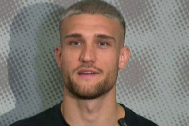 Bîrligea, „în război” cu fanii FCSB care îi înjură pe jucători: „Stați pe canapea, vă rog frumos”
