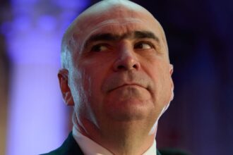 Instanțele suspendă, Bolojan numește. Război total pentru controlul PNL