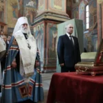 De ce ortodoxa Rusie trimite pe front moaște sfinte!