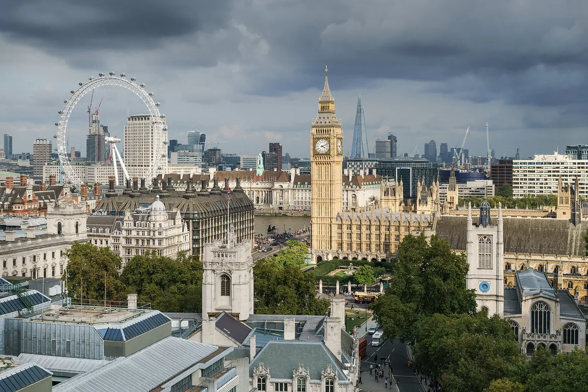 Palatul Westminster văzut de sus