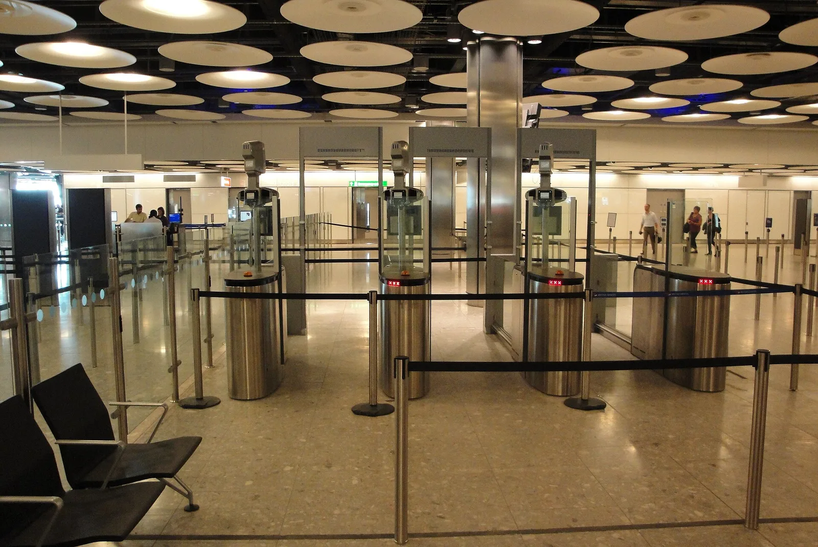 Porți ePassport la aeroportul Heathrow