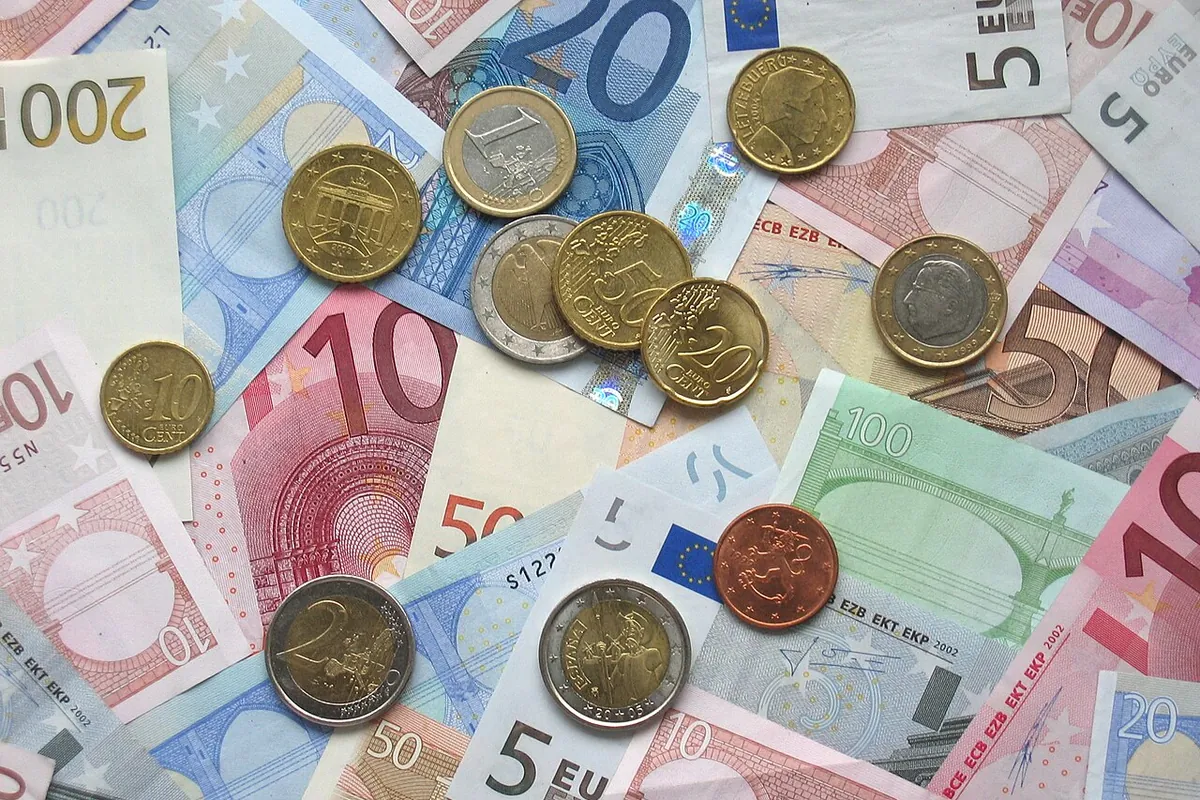 Monede și bancnote euro