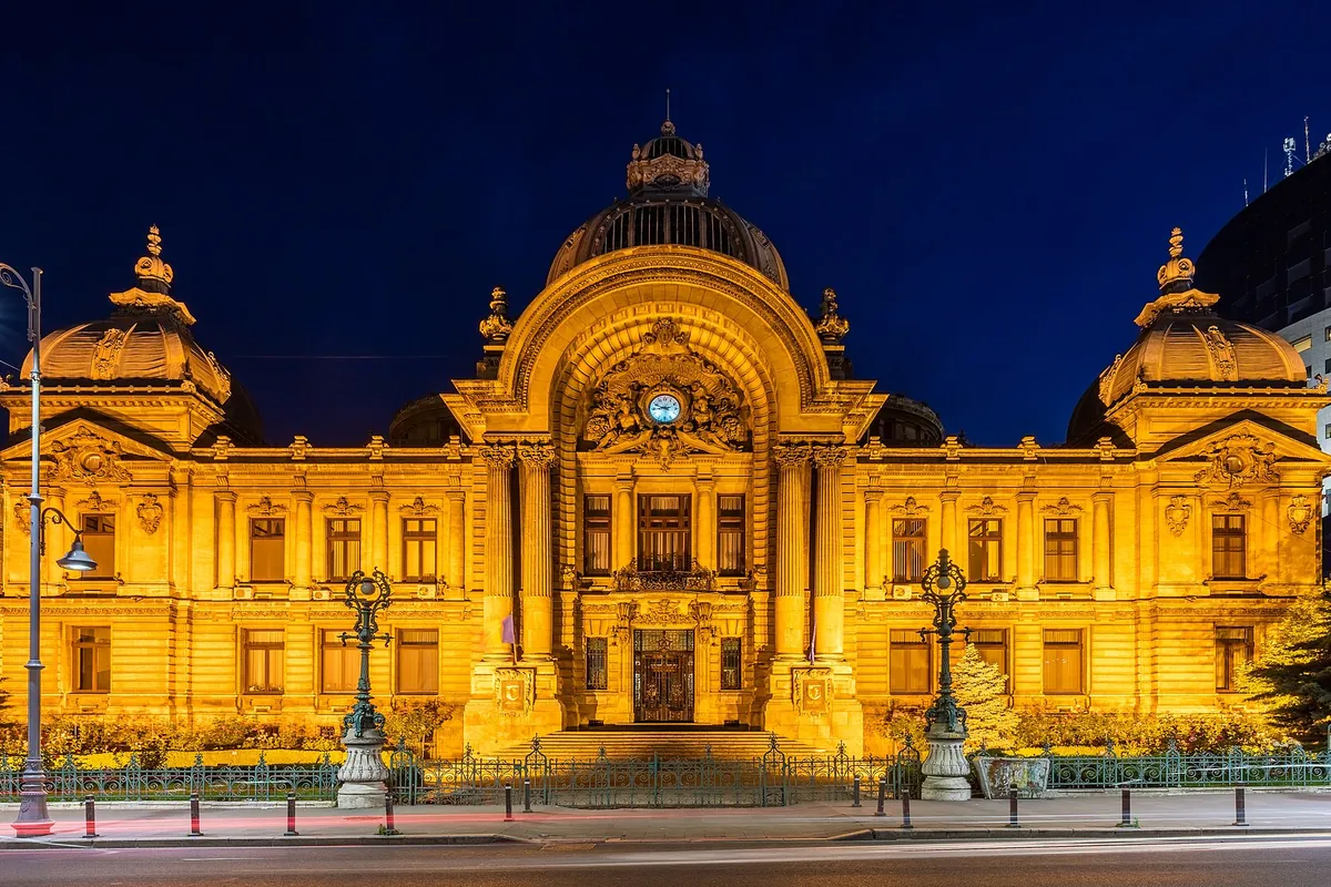Palatul CEC din București, noaptea