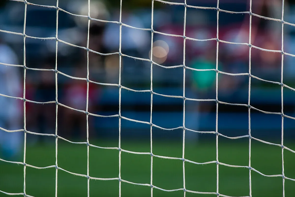 Plasa porții pe un stadion de fotbal